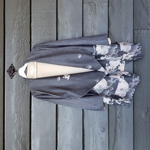 Chelsea &Theodore Gray Floral Faux Suede Open Front Jacket sz 1X Women's Plus